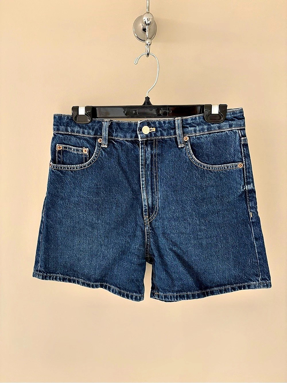 Women's Denim Jean Shorts in Blue Like New